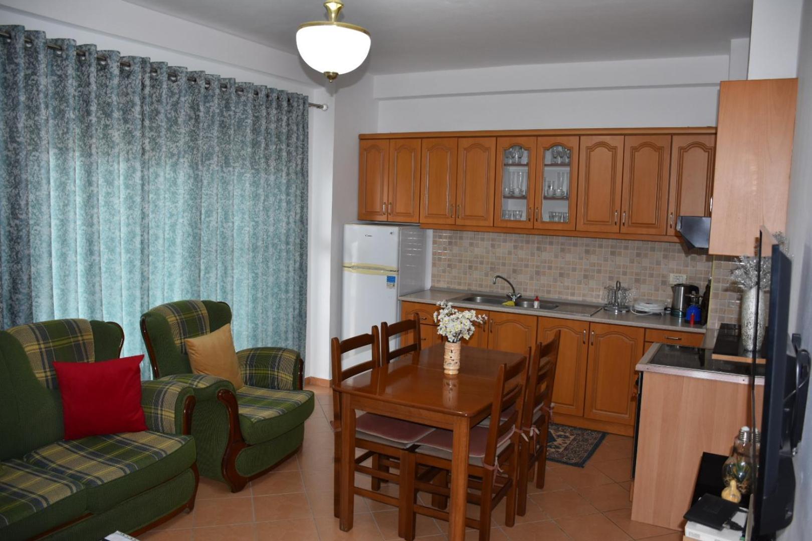Leo Apartment Përmet エクステリア 写真